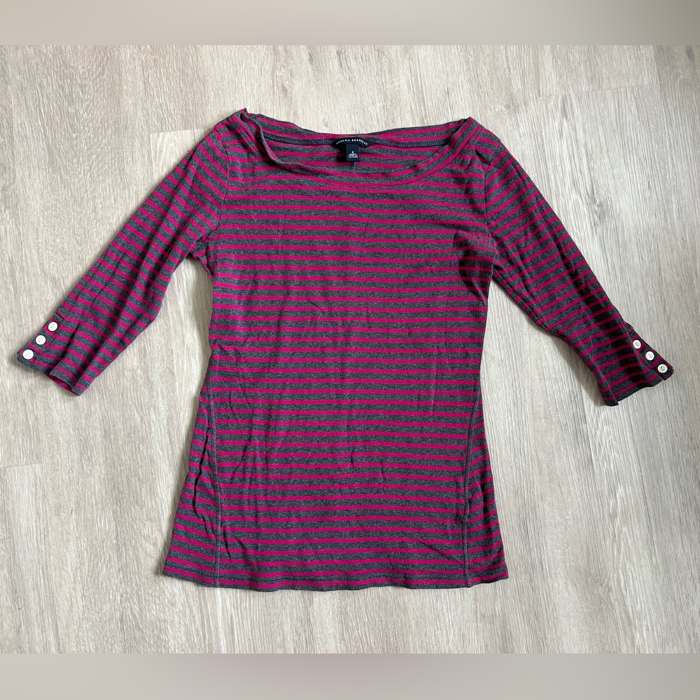 Banana Republic Pink/ Gray Striped Top boat neck 3/4 sleeve button Cotton S
